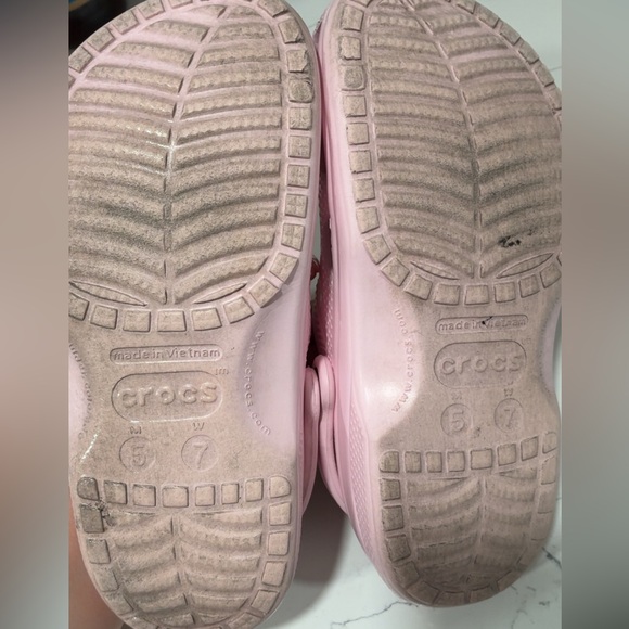 CROCS Disney Clogs - Picture 4 of 4